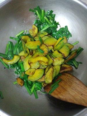 瓜娄子能炒着吃吗,可炒食的神奇食材探索