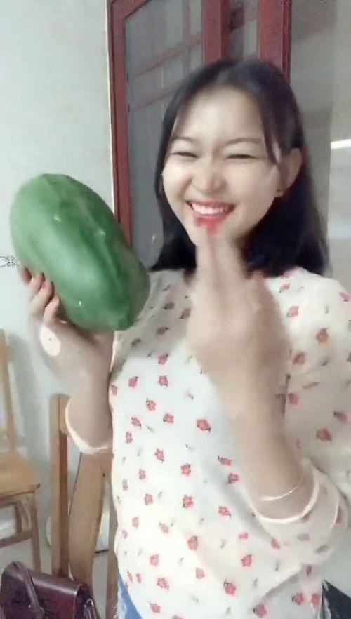 山东吃瓜姐姐,揭秘山东美食背后的故事