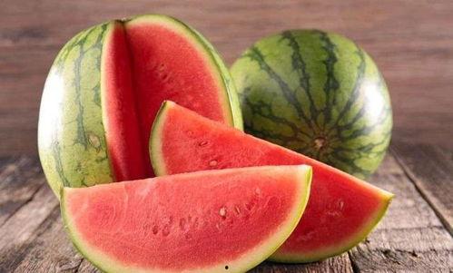 挖瓜吃瓜品瓜,挖瓜、吃瓜、品瓜的趣味之旅