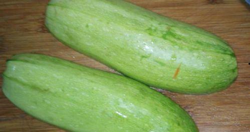 笋瓜最新吃瓜视频,笋瓜带你揭秘娱乐圈幕后真相