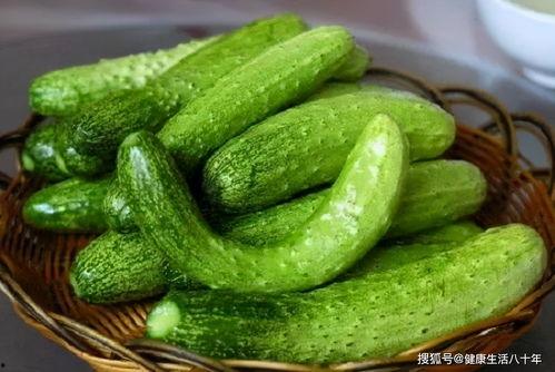 邛崃17号吃瓜,揭秘吃瓜背后的故事与趣味