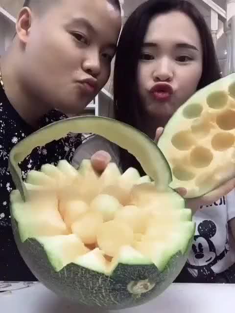 吃哈密瓜diy